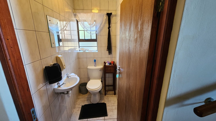 4 Bedroom Property for Sale in Dana Bay Western Cape